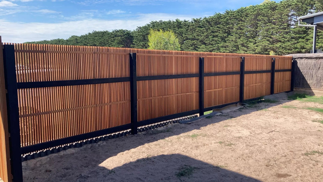 Merbau Timber Screen - Core Earth Designs